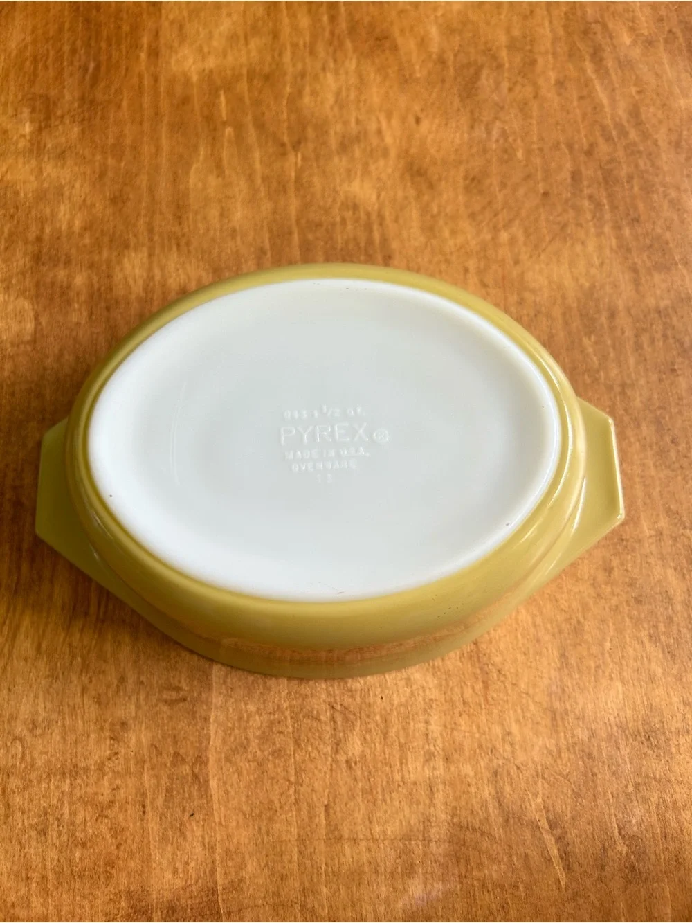 Pyrex 043 Golden Garland Casserole Dish